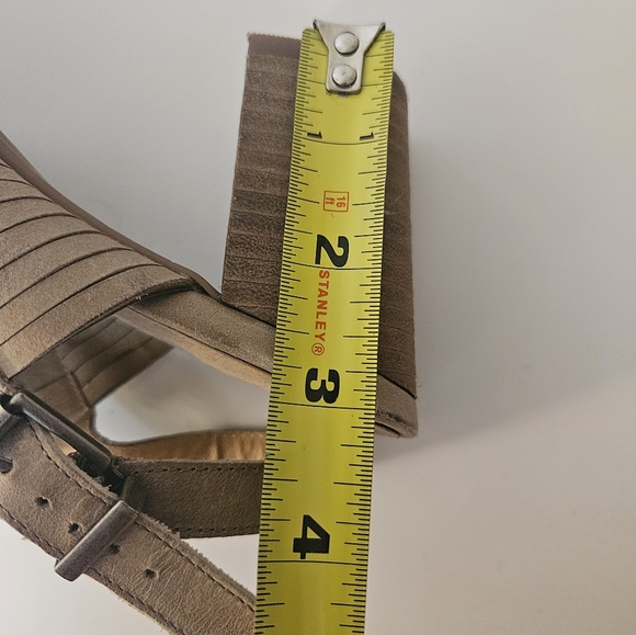 Luck Brand Strappy Heeled Leather Sandal - Picture 6 of 6